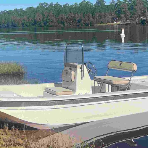 Does the Carolina Skiff 18 JVX Feature a 12V Windlass? An Extensive Overview